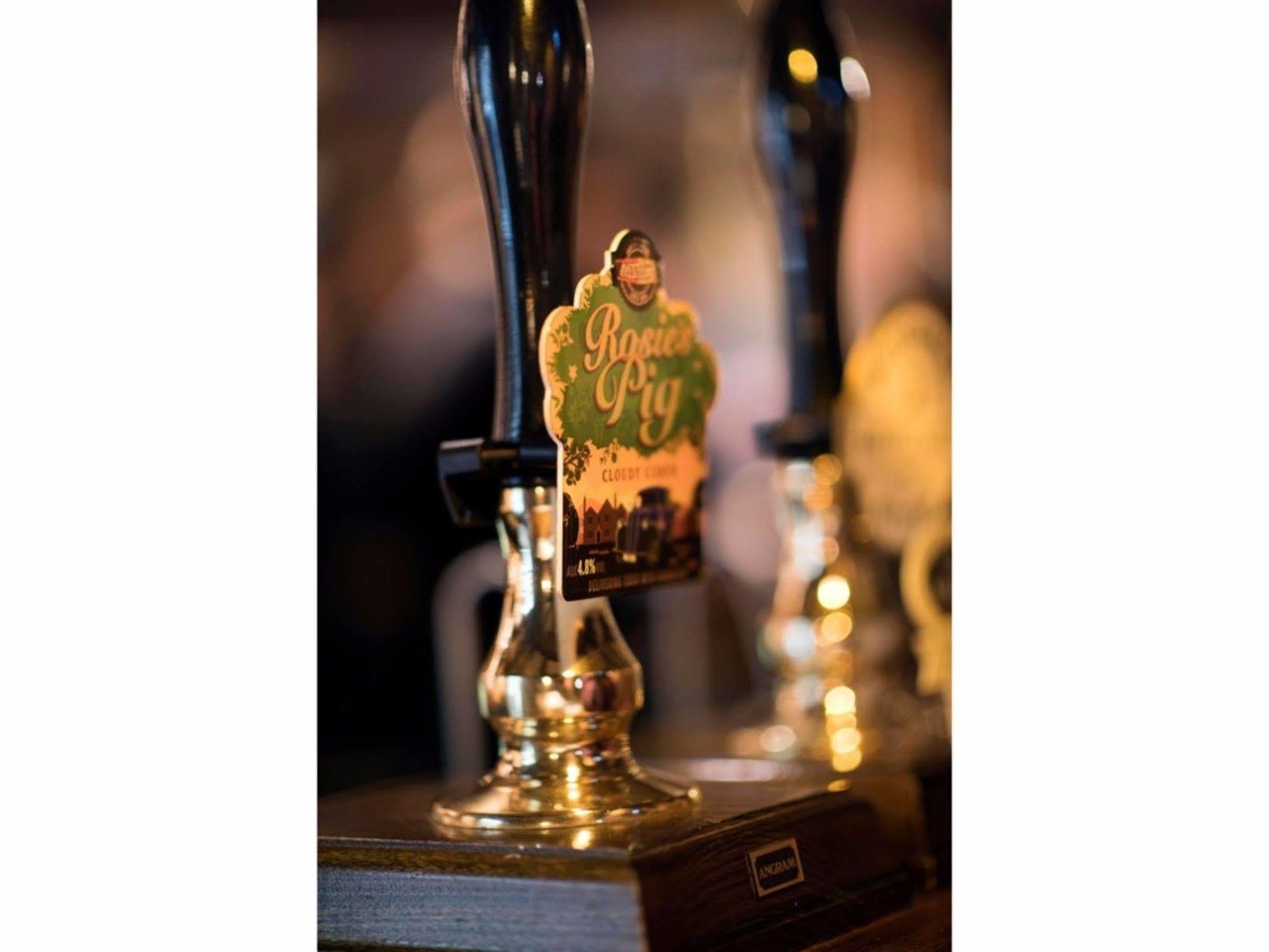 The Dolphin Inn Kingsbridge  Exterior foto
